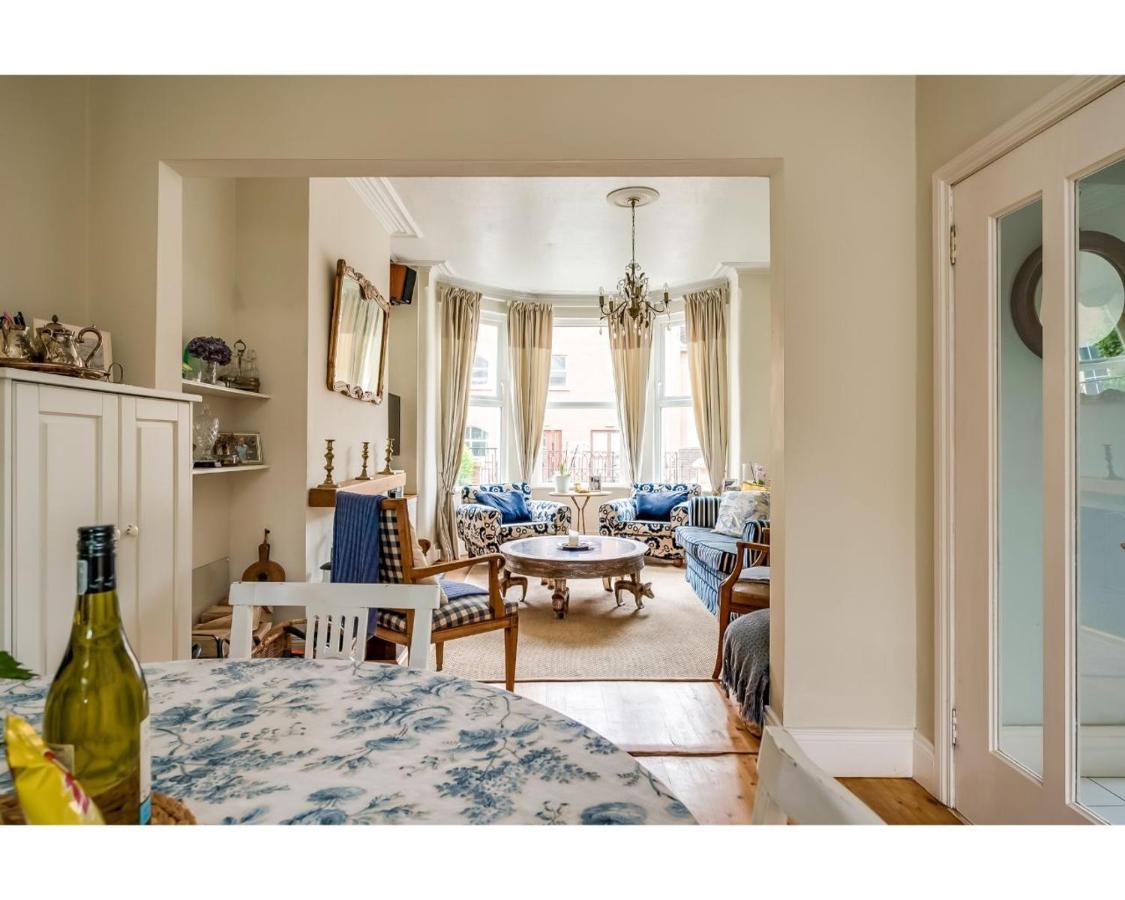 Central Belfast Apartments Ormeau Park Residence Bagian luar foto