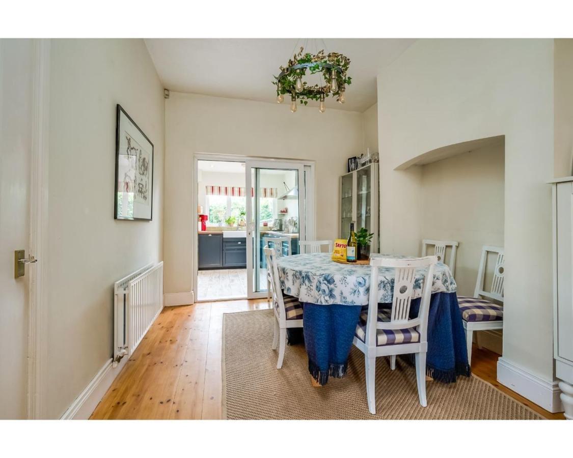 Central Belfast Apartments Ormeau Park Residence Bagian luar foto