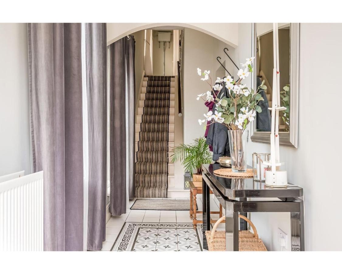 Central Belfast Apartments Ormeau Park Residence Bagian luar foto