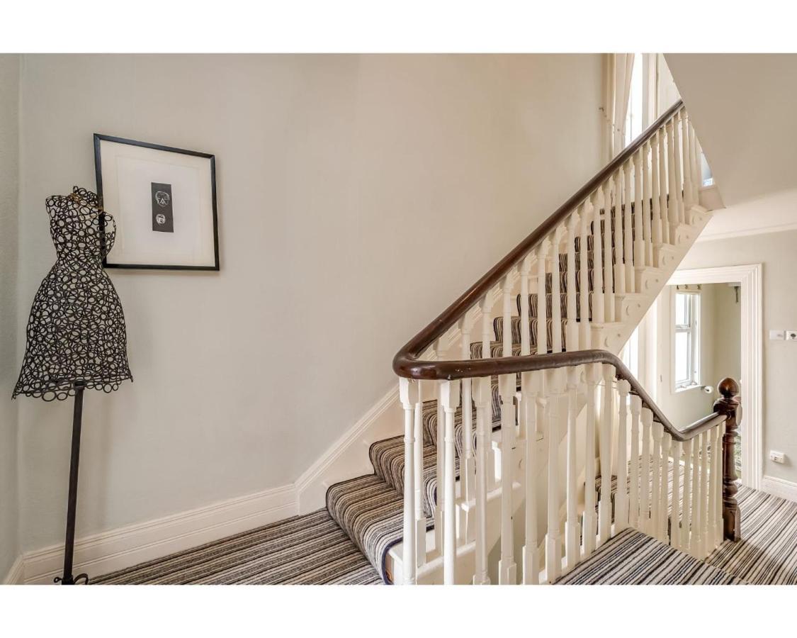 Central Belfast Apartments Ormeau Park Residence Bagian luar foto