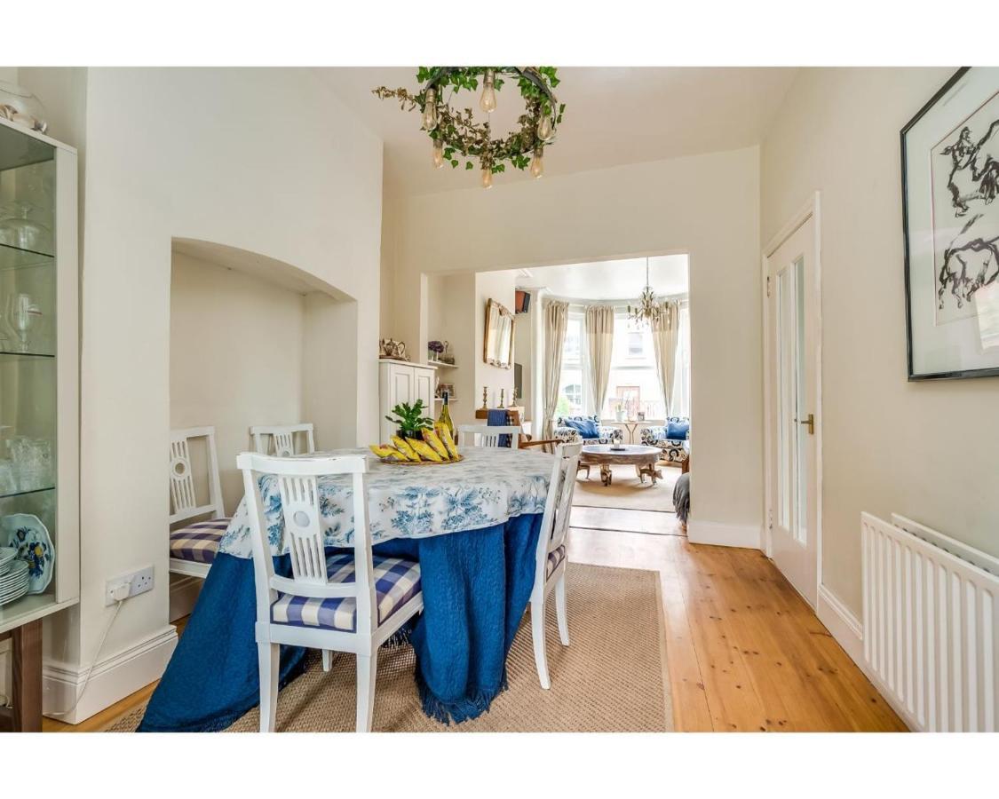 Central Belfast Apartments Ormeau Park Residence Bagian luar foto